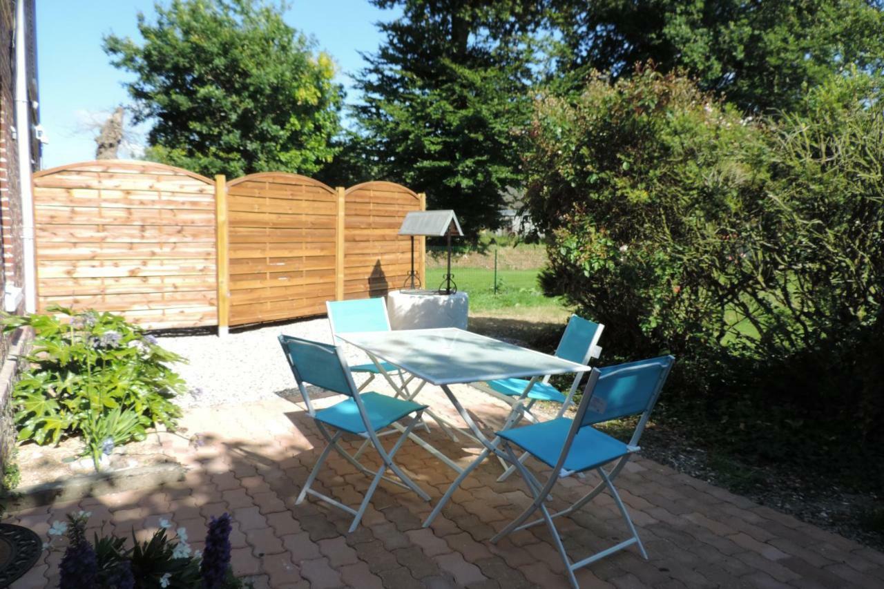 Belval Cottages Benouville  エクステリア 写真